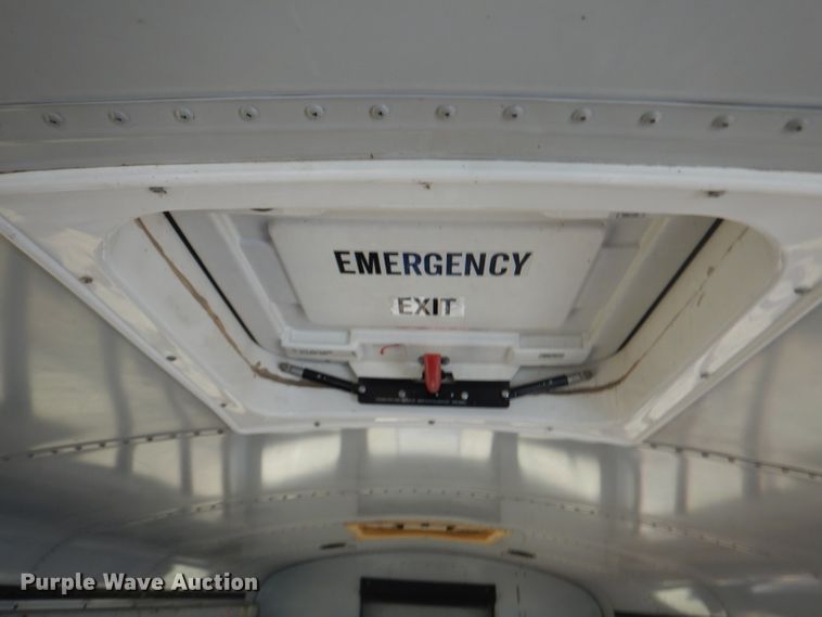 image for item GH9676 1992 International 3800 school bus