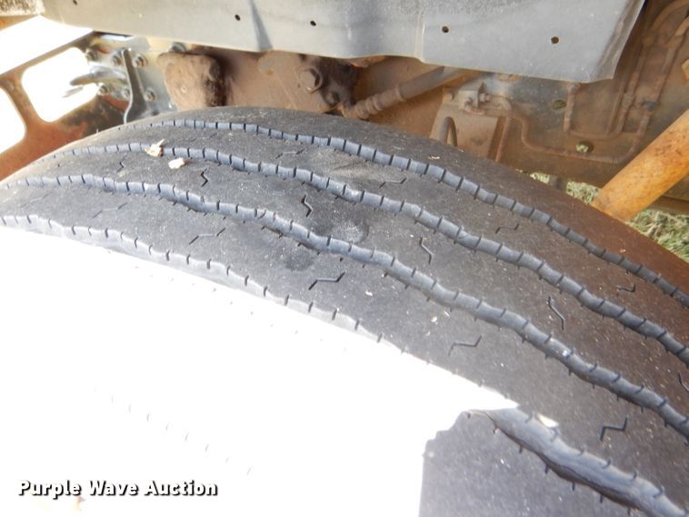 image for item GH9676 1992 International 3800 school bus