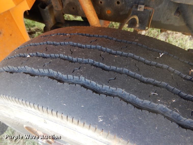 image for item GH9676 1992 International 3800 school bus