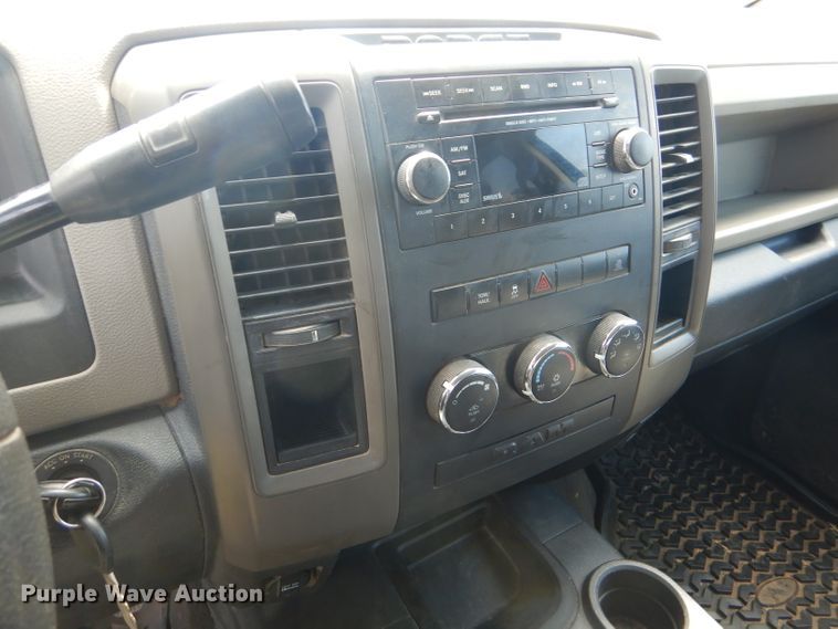 image for item GH9745 2012 Dodge Ram 2500 Crew Cab pickup truck