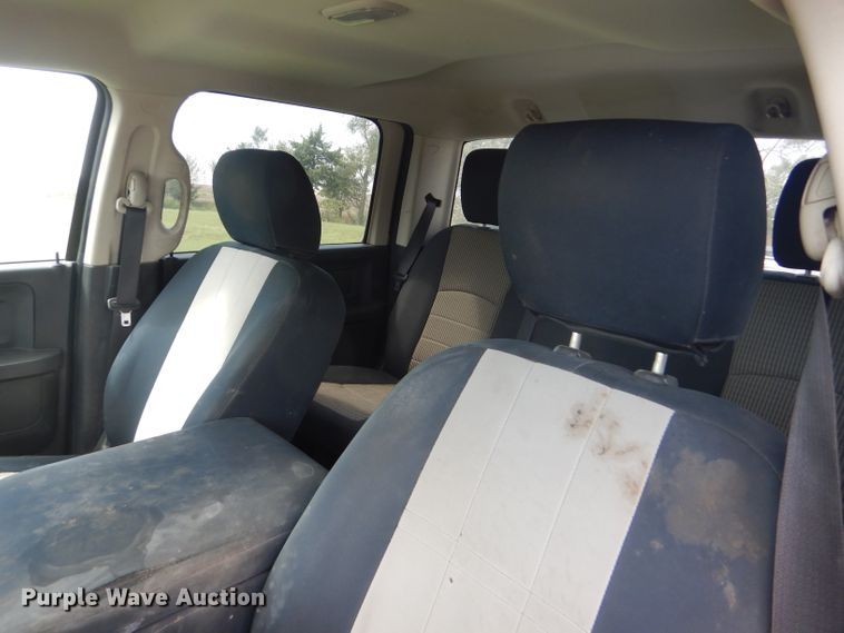 image for item GH9745 2012 Dodge Ram 2500 Crew Cab pickup truck