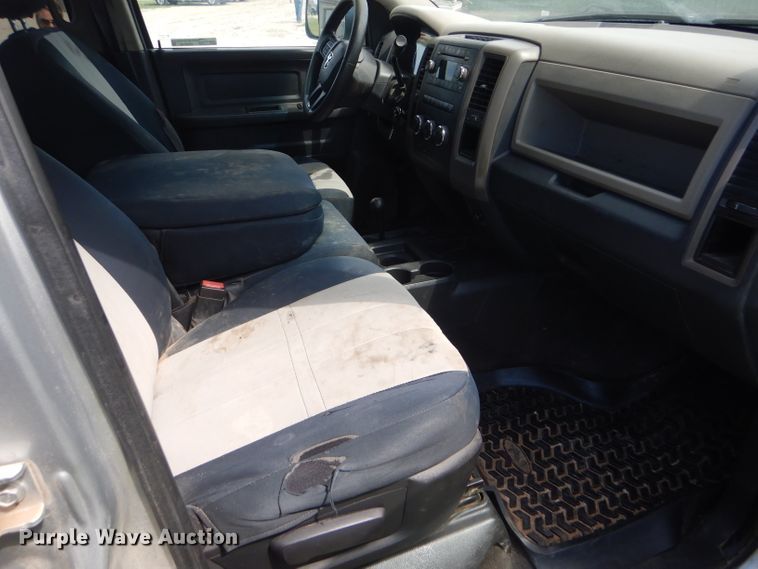 image for item GH9745 2012 Dodge Ram 2500 Crew Cab pickup truck