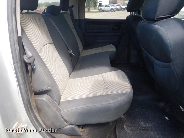 image for item GH9745 2012 Dodge Ram 2500 Crew Cab pickup truck