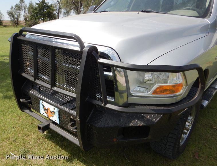 image for item GH9745 2012 Dodge Ram 2500 Crew Cab pickup truck