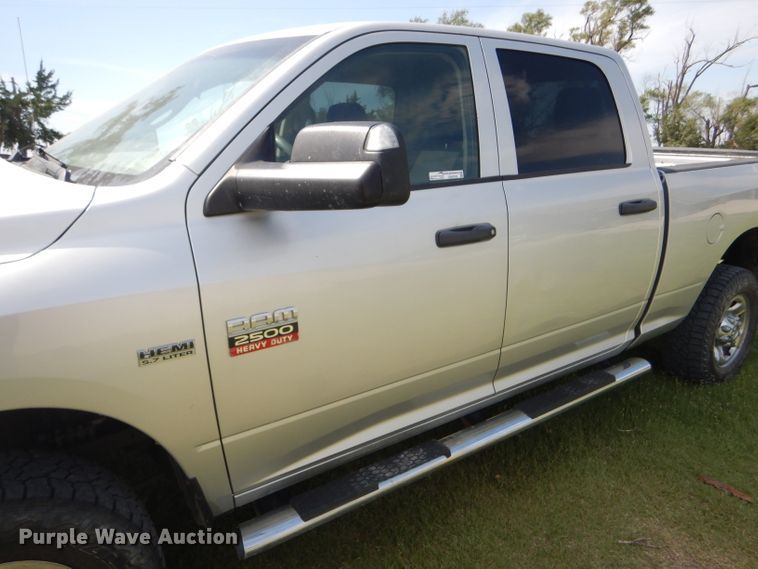 image for item GH9745 2012 Dodge Ram 2500 Crew Cab pickup truck