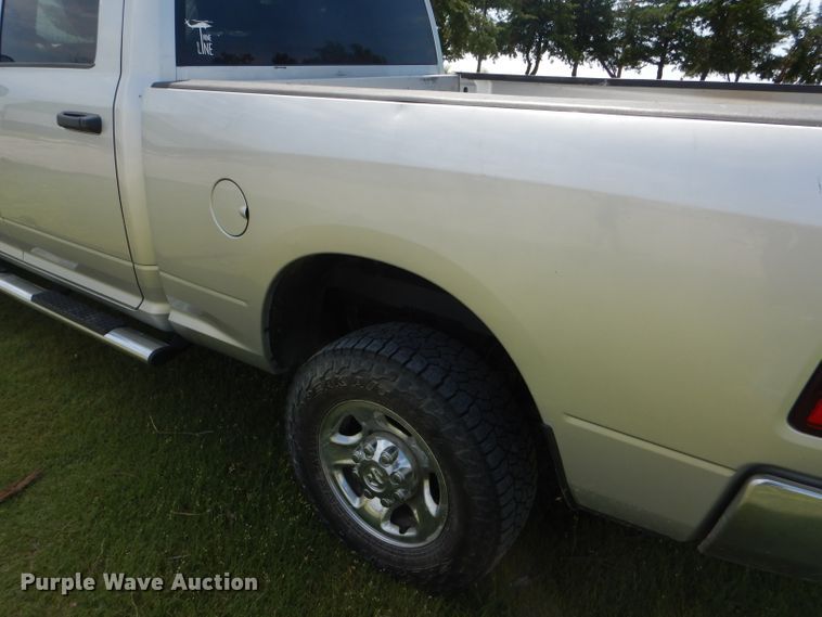 image for item GH9745 2012 Dodge Ram 2500 Crew Cab pickup truck