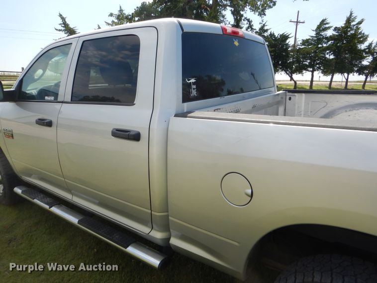 image for item GH9745 2012 Dodge Ram 2500 Crew Cab pickup truck