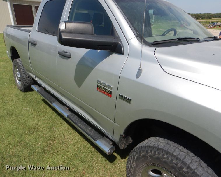 image for item GH9745 2012 Dodge Ram 2500 Crew Cab pickup truck