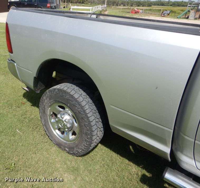 image for item GH9745 2012 Dodge Ram 2500 Crew Cab pickup truck
