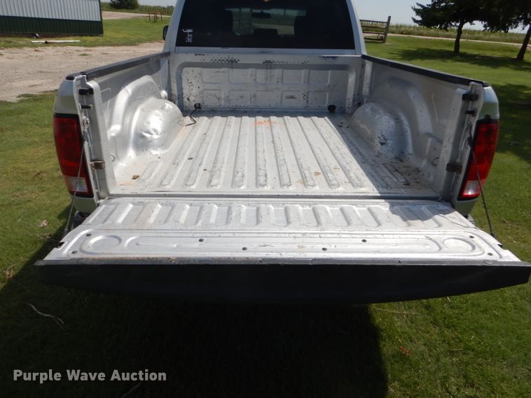 image for item GH9745 2012 Dodge Ram 2500 Crew Cab pickup truck