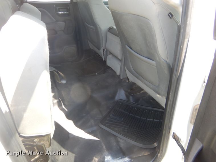 image for item GH9746 2015 Chevrolet Silverado 2500HD Double Cab pickup truck