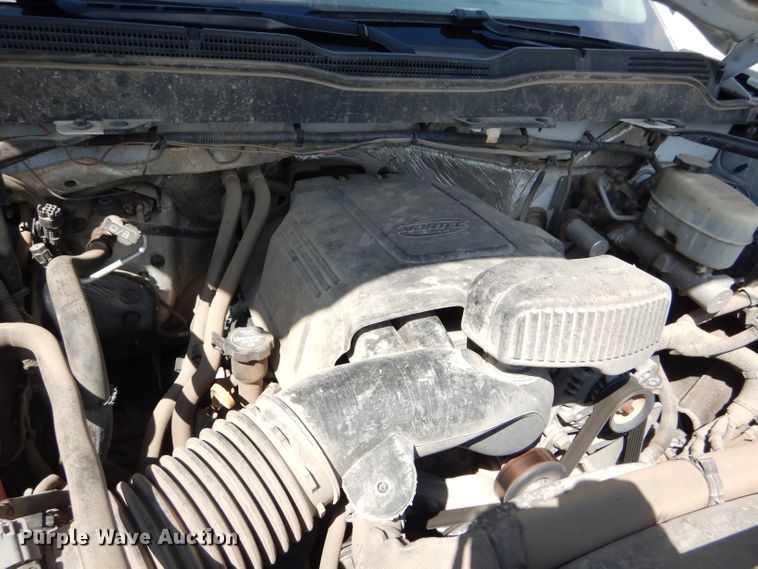 image for item GH9746 2015 Chevrolet Silverado 2500HD Double Cab pickup truck