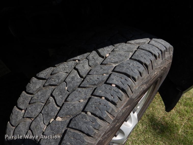 image for item GH9746 2015 Chevrolet Silverado 2500HD Double Cab pickup truck