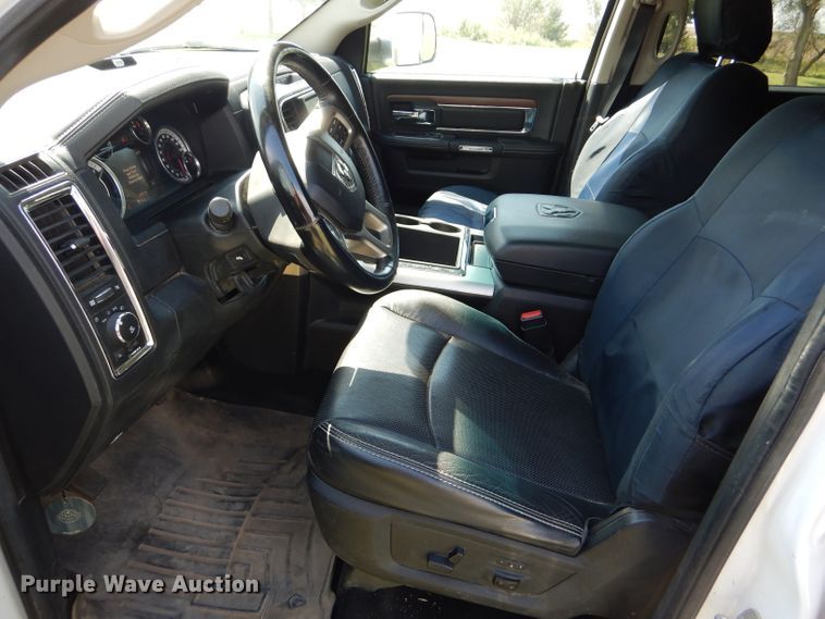 image for item GH9747 2013 Dodge Ram 1500 Crew Cab pickup truck