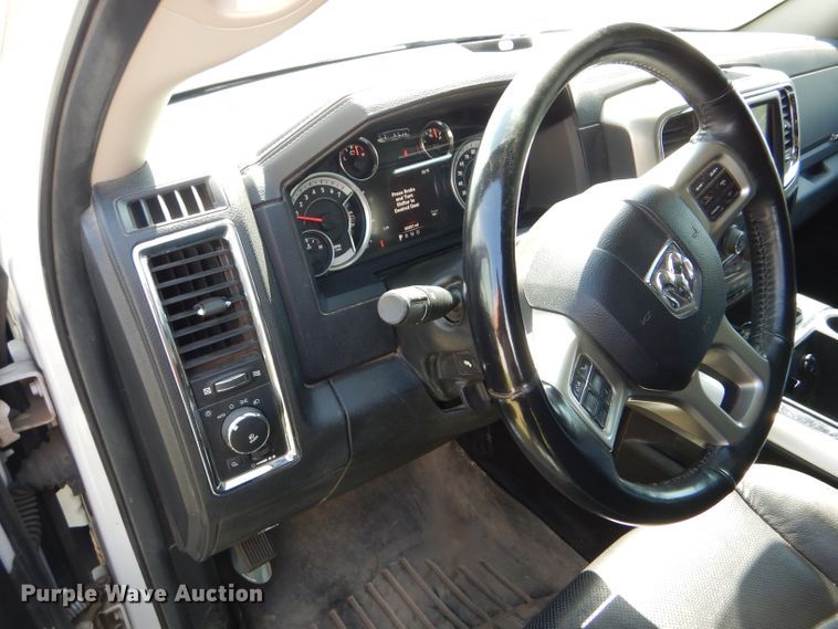 image for item GH9747 2013 Dodge Ram 1500 Crew Cab pickup truck