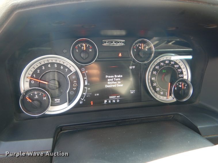 image for item GH9747 2013 Dodge Ram 1500 Crew Cab pickup truck