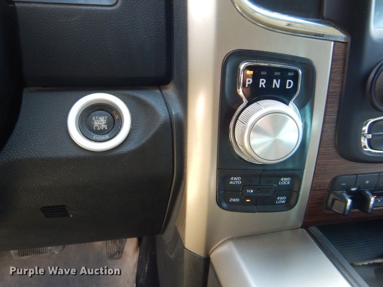 image for item GH9747 2013 Dodge Ram 1500 Crew Cab pickup truck