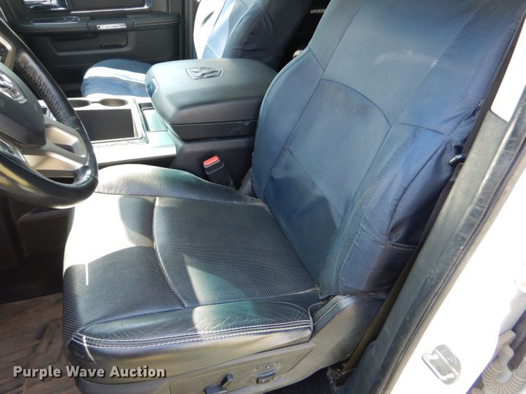 image for item GH9747 2013 Dodge Ram 1500 Crew Cab pickup truck