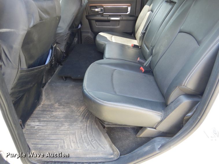 image for item GH9747 2013 Dodge Ram 1500 Crew Cab pickup truck