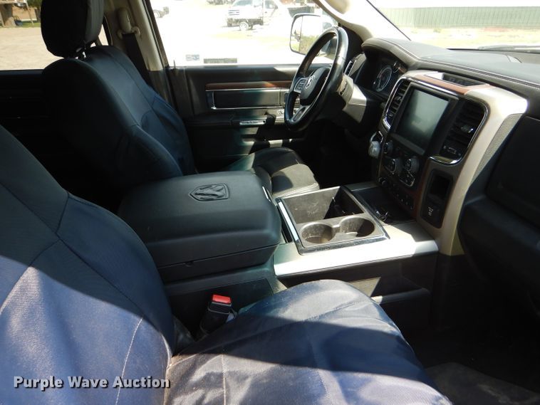 image for item GH9747 2013 Dodge Ram 1500 Crew Cab pickup truck