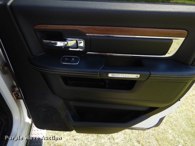 image for item GH9747 2013 Dodge Ram 1500 Crew Cab pickup truck