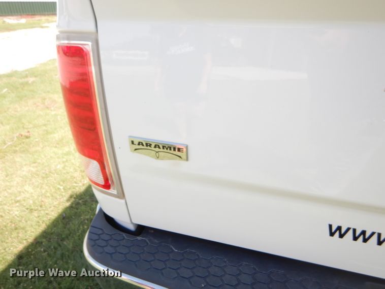 image for item GH9747 2013 Dodge Ram 1500 Crew Cab pickup truck