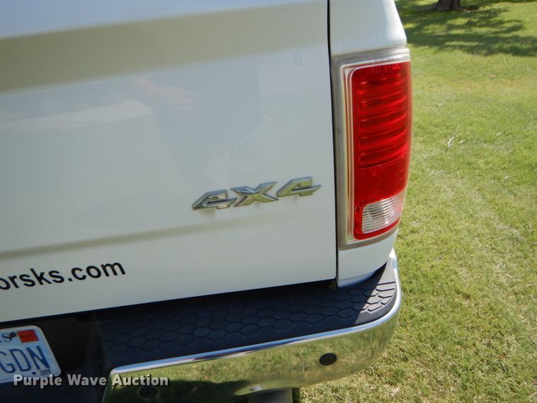image for item GH9747 2013 Dodge Ram 1500 Crew Cab pickup truck