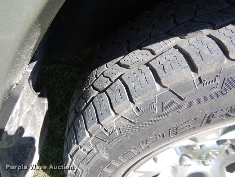 image for item GH9747 2013 Dodge Ram 1500 Crew Cab pickup truck