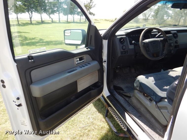 image for item GH9748 2011 Ford F150 XL SuperCab pickup truck