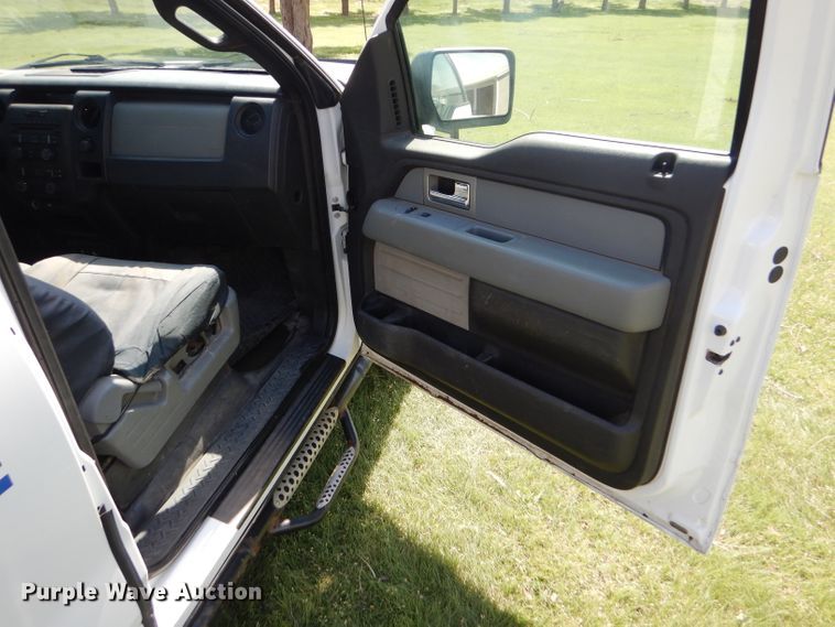 image for item GH9748 2011 Ford F150 XL SuperCab pickup truck