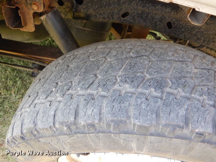 image for item GH9748 2011 Ford F150 XL SuperCab pickup truck