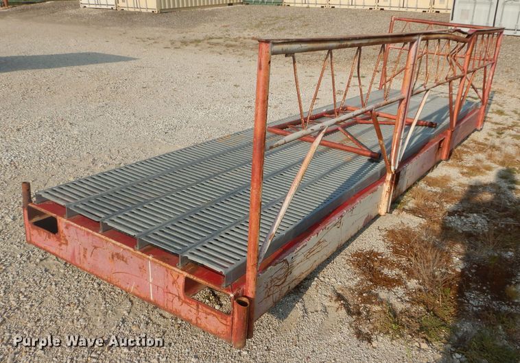 image for item GJ9832 16' x 48" work platform