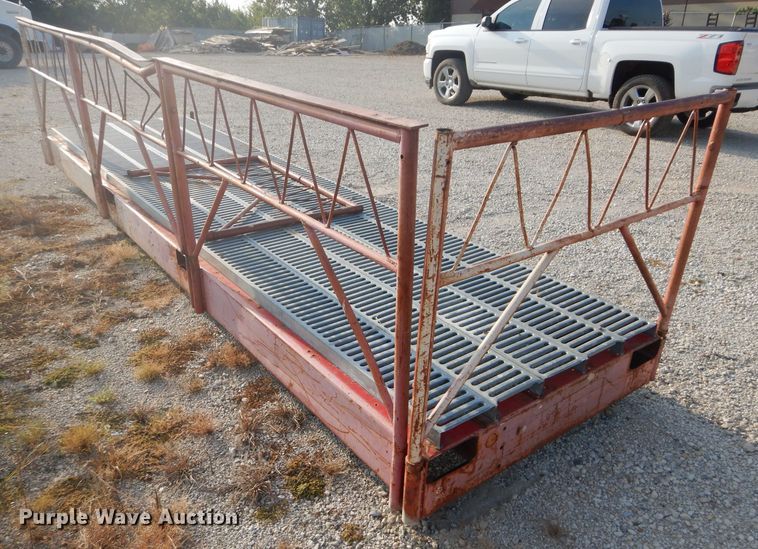image for item GJ9832 16' x 48" work platform