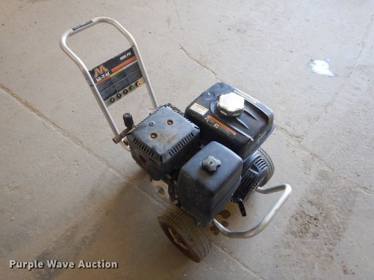 image for item GJ9835 2013 Mi-T-M CA-4004-1MAH pressure washer