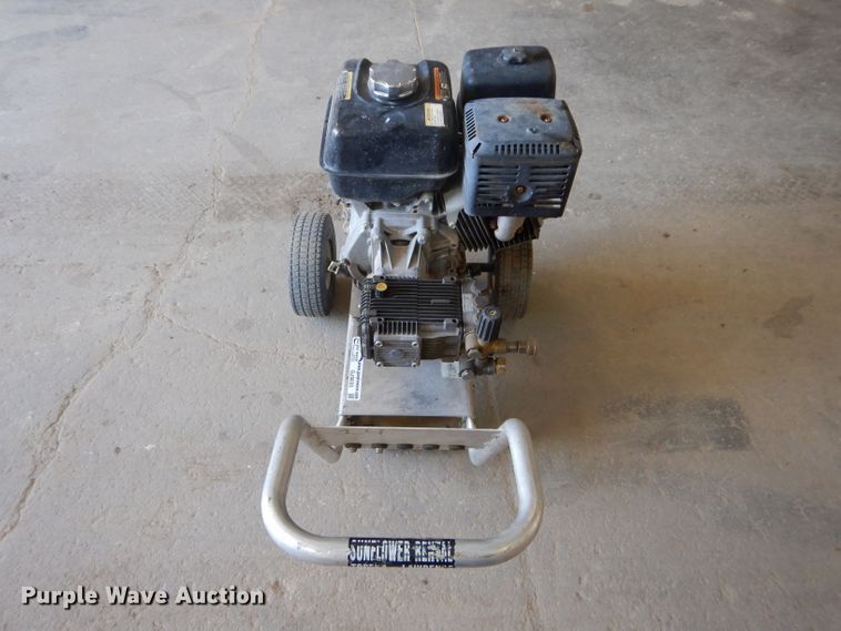 image for item GJ9835 2013 Mi-T-M CA-4004-1MAH pressure washer