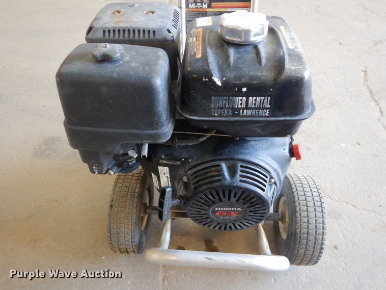 image for item GJ9835 2013 Mi-T-M CA-4004-1MAH pressure washer