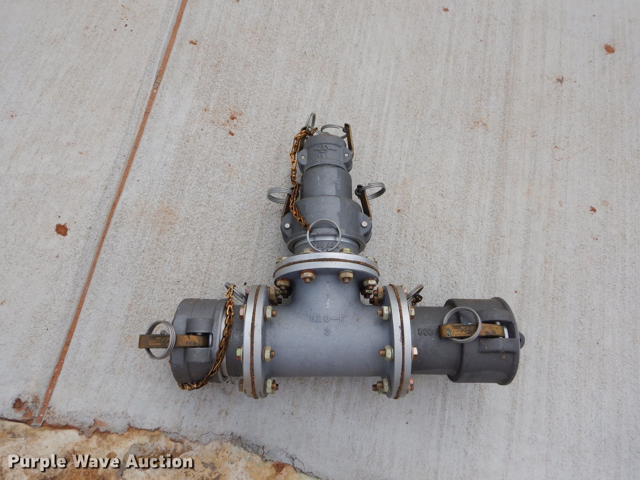 Valves and fittings in Oklahoma City, OK Item DH3547 sold Purple Wave