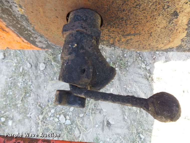 image for item DA3637 Crack seal trailer