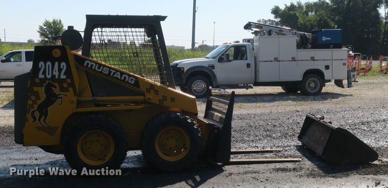 image for item DB10205 Mustang 442 skid steer