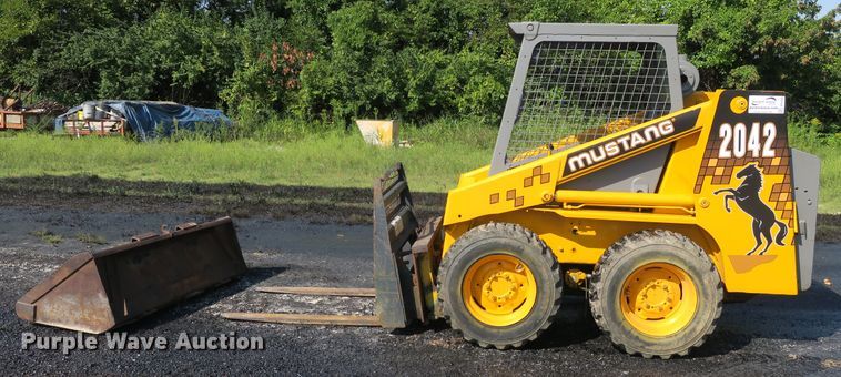image for item DB10205 Mustang 442 skid steer