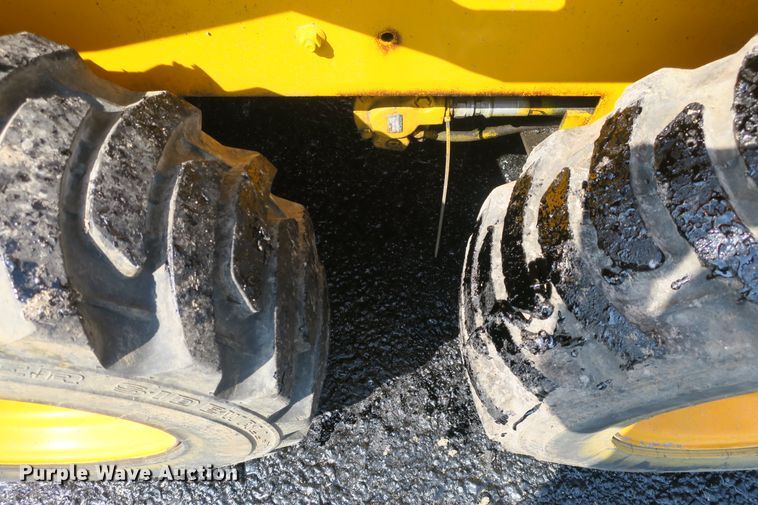 image for item DB10205 Mustang 442 skid steer