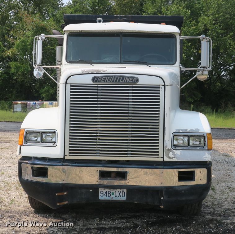 image for item DB10208 1992 Freightliner FLD dump truck
