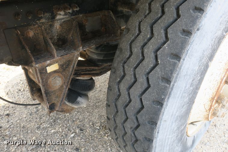 image for item DB10208 1992 Freightliner FLD dump truck