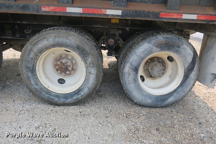 image for item DB10208 1992 Freightliner FLD dump truck