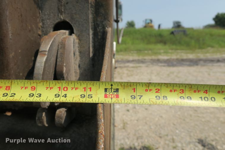 image for item DB10208 1992 Freightliner FLD dump truck