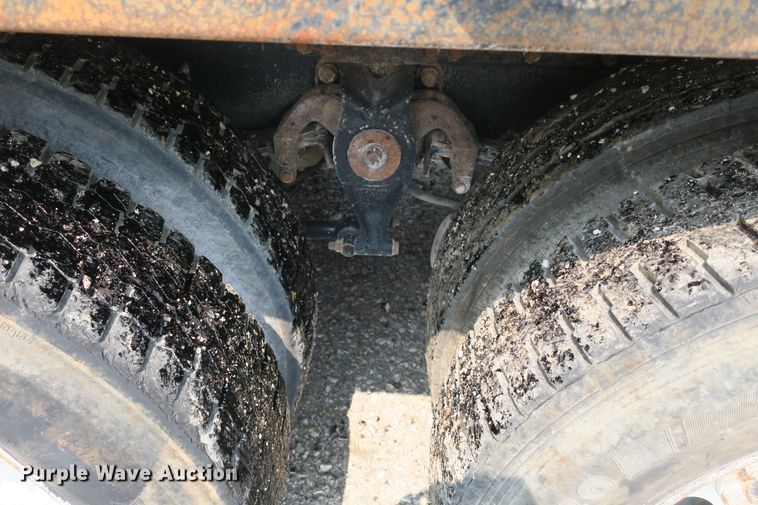 image for item DB10208 1992 Freightliner FLD dump truck