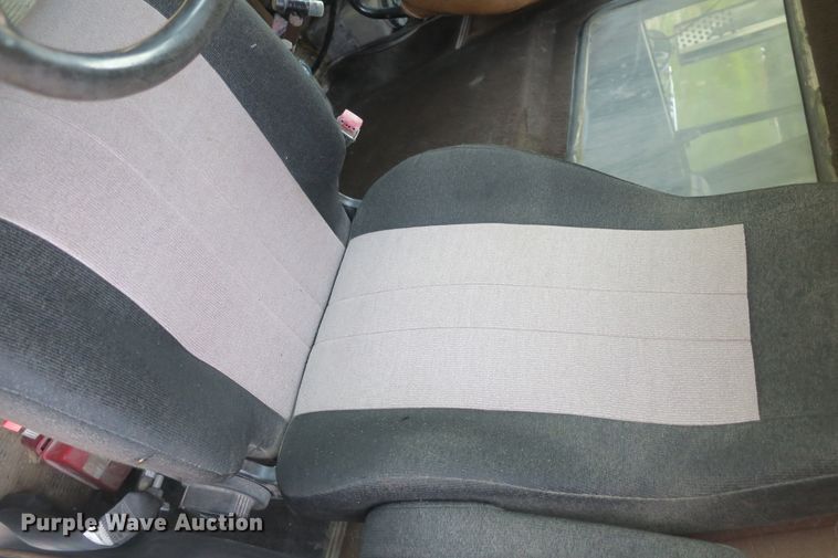 image for item DB10208 1992 Freightliner FLD dump truck