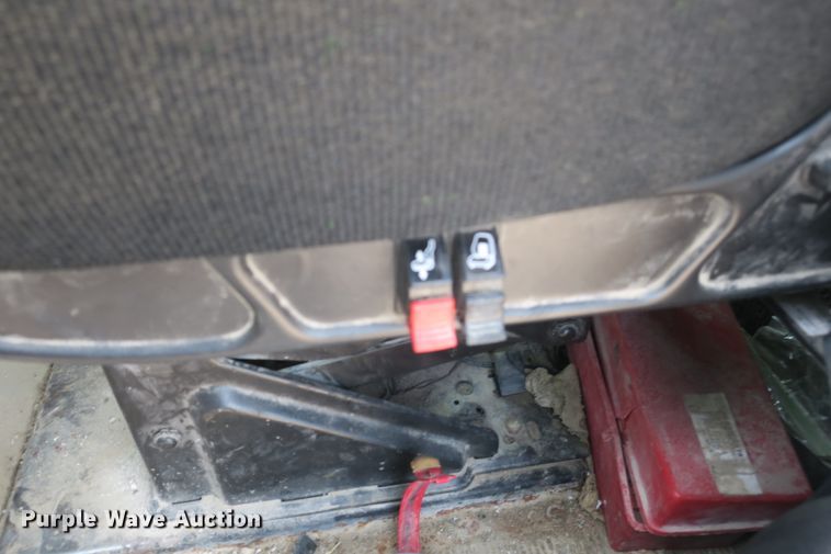 image for item DB10208 1992 Freightliner FLD dump truck