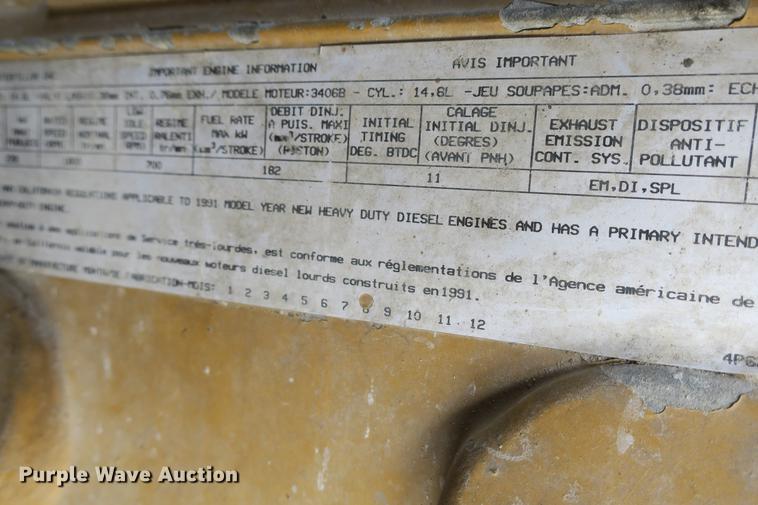 image for item DB10208 1992 Freightliner FLD dump truck