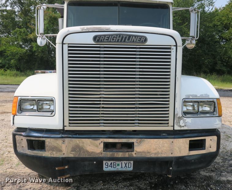 image for item DB10208 1992 Freightliner FLD dump truck